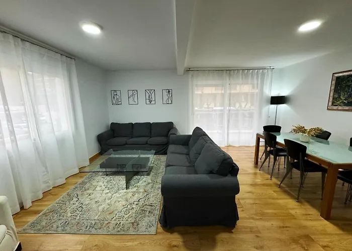 Barbastro Apartmán *