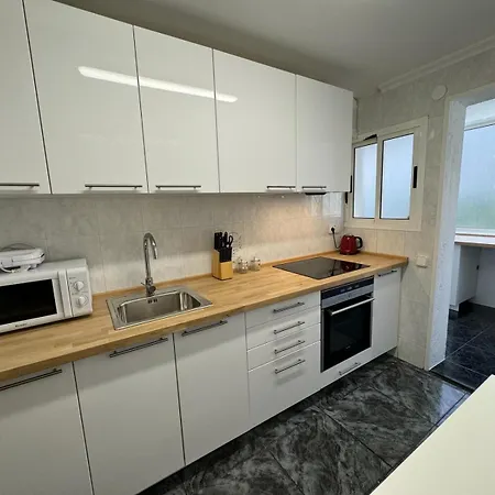 Barbastro Appartement *